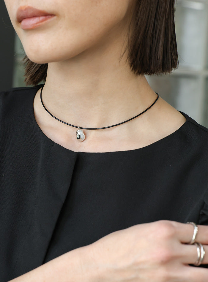 淡水パールメタルコーティングコードチョーカー – SELECT MOCA