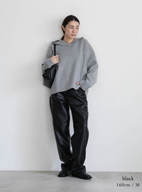 切り替えデザインフェイクレザーパンツ
