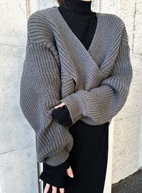 2WAYクロスデザインショートニット