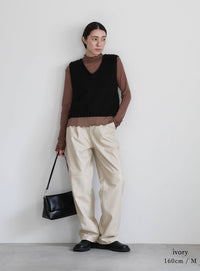 切り替えデザインフェイクレザーパンツ