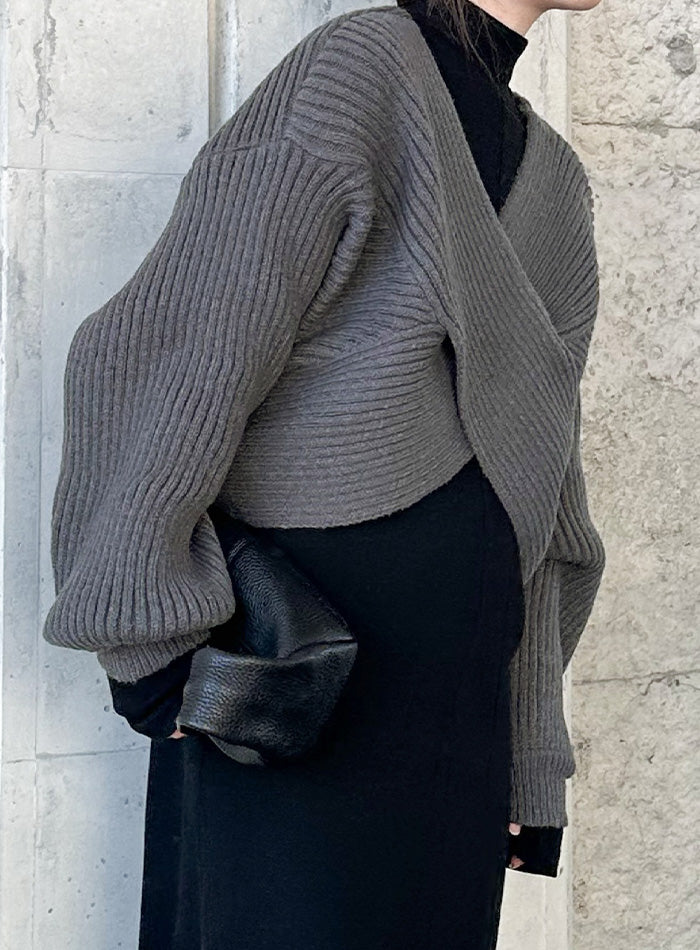 2WAYクロスデザインショートニット