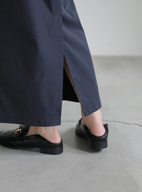 柔らかく履きやすいフェイクレザーゴールドビット付きローファー【SALE】