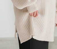 オーバーサイズリブ編みハーフジップニット【SALE】