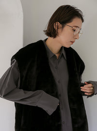 フェイクファーノーカラージレ