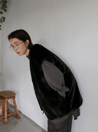 フェイクファーノーカラージレ