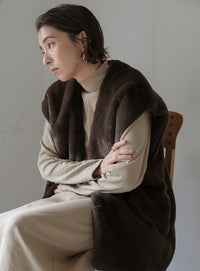 フェイクファーノーカラージレ