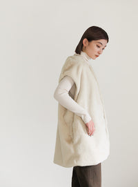 フェイクファーノーカラージレ