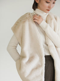 フェイクファーノーカラージレ