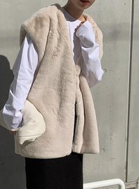 フェイクファーノーカラージレ