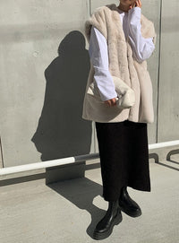 フェイクファーノーカラージレ