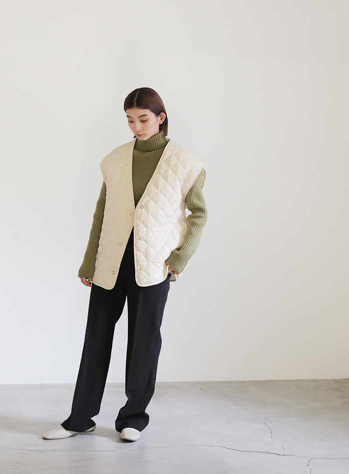 ノーカラーキルティングベスト【SALE】