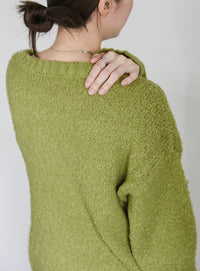 クルーネックブークレーニット