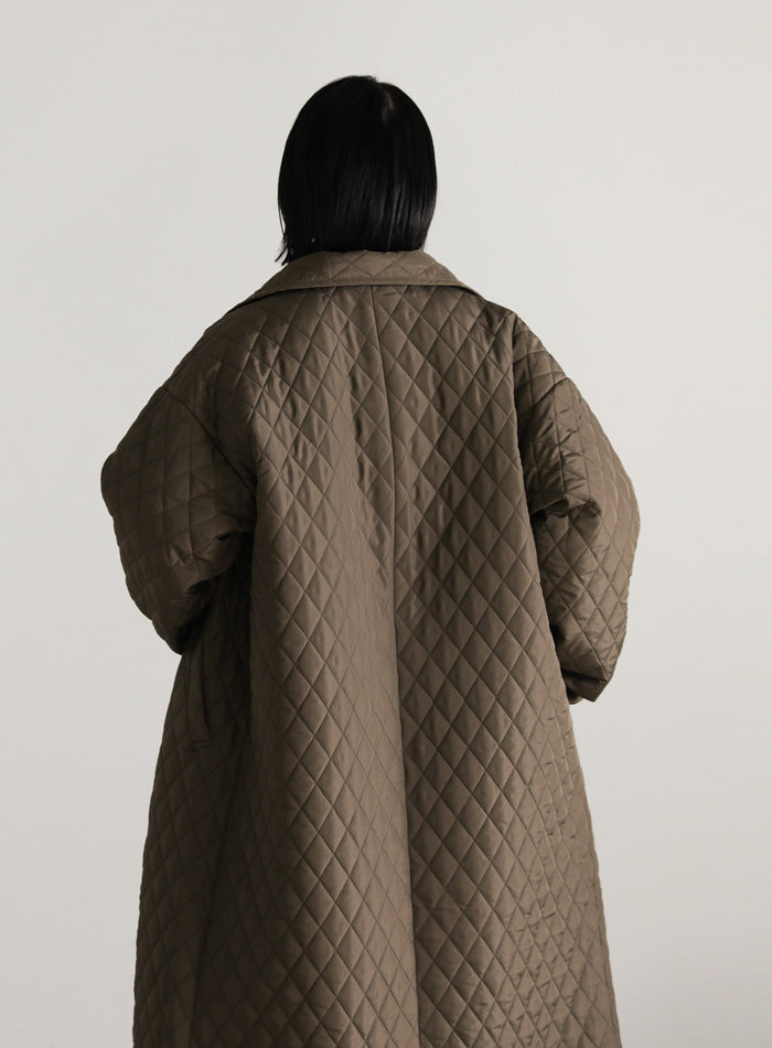 ステンカラーキルティングロングコート【SALE】