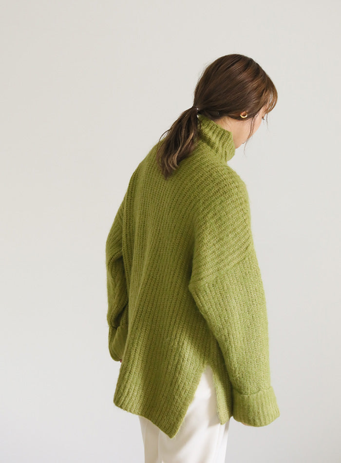 ボトルネックシャギーニット【SALE】