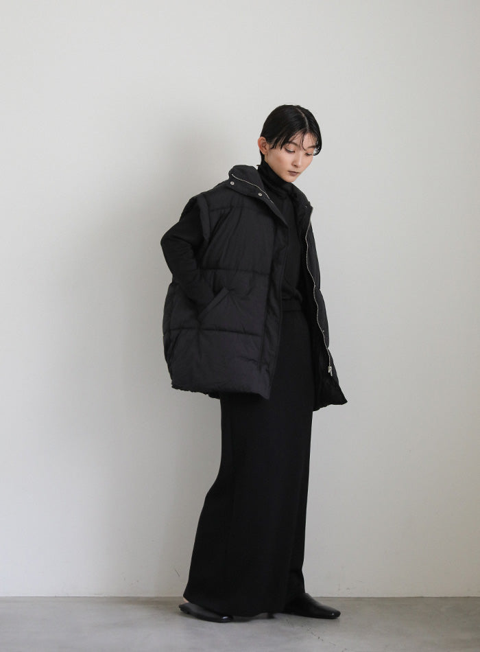 オーバーサイズスタンドカラーキルティングベスト【SALE