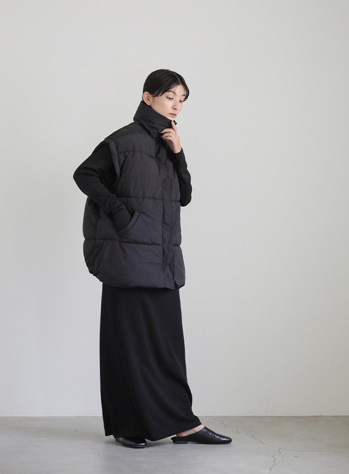 中綿スタンドカラーオーバーベスト ブラック 楽天市場】【店内全品2点以上で10％OFF】【着ぶくれしないのに