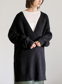 Vネックリブサイドスリットルーズニット【SALE】