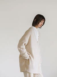 Vネックリブサイドスリットルーズニット【SALE】
