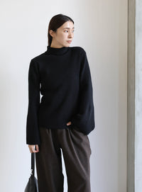 アルパカタッチフレアスリーブタートルニット