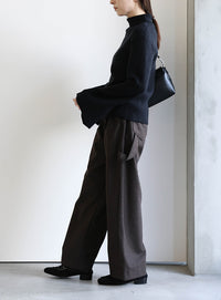 アルパカタッチフレアスリーブタートルニット