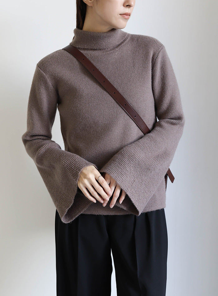 アルパカタッチフレアスリーブタートルニット