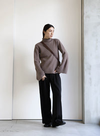 アルパカタッチフレアスリーブタートルニット