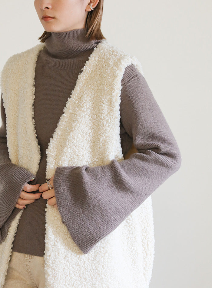 アルパカタッチフレアスリーブタートルニット【SALE】
