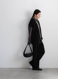 ループ編みニットベスト