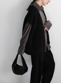 ループ編みニットベスト