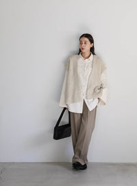 ループ編みニットベスト