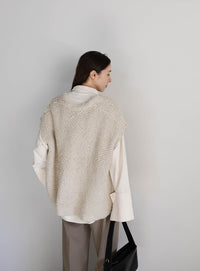 ループ編みニットベスト