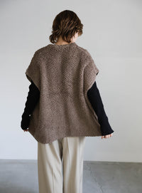 ループ編みニットベスト