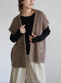 ループ編みニットベスト