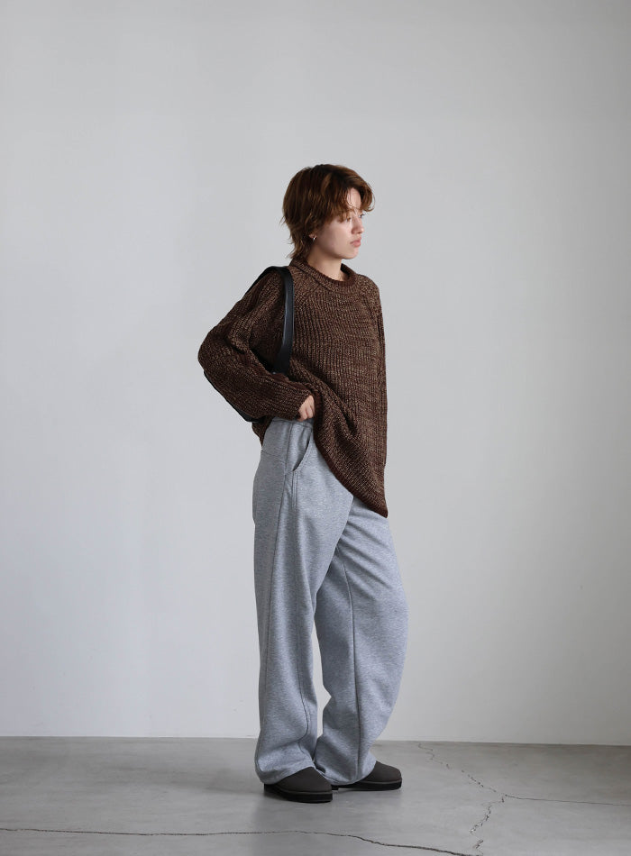 袖ラインクルーネックニット