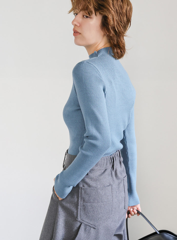 プチハイネックリブニット