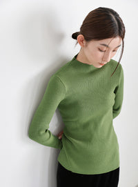 プチハイネックリブニット