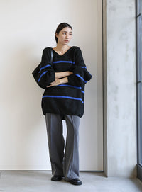 Vネックボーダールーズニット