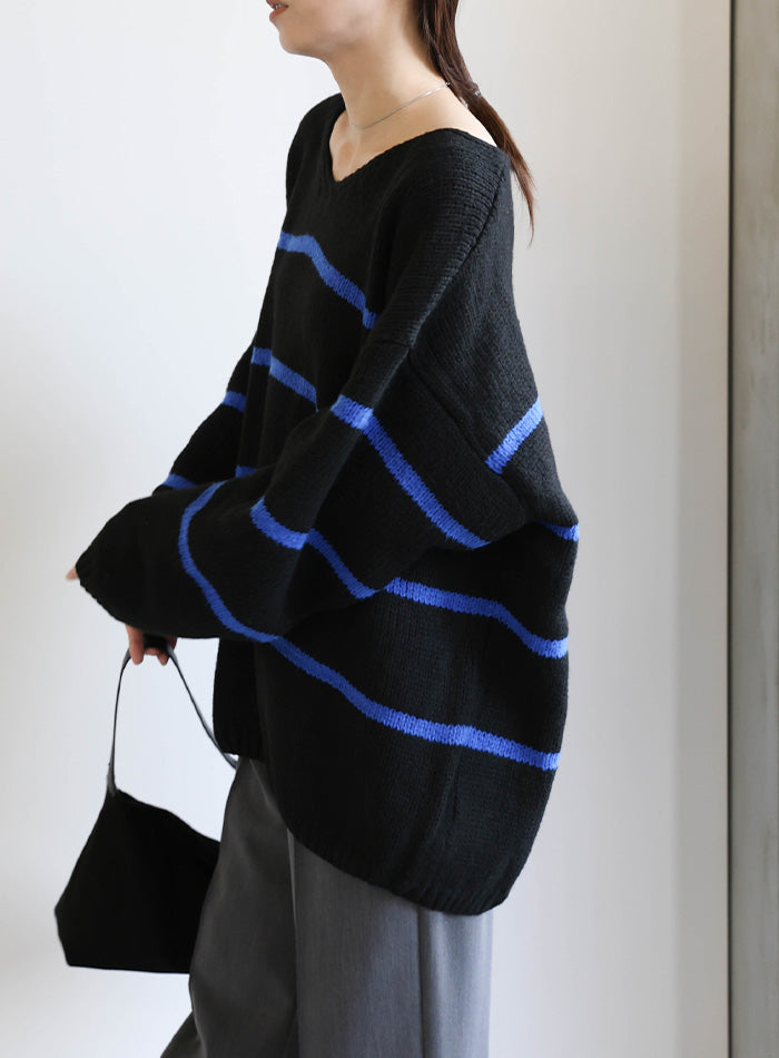 Vネックボーダールーズニット