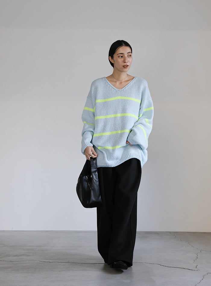 Vネックボーダールーズニット