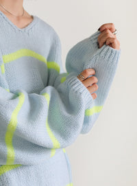 Vネックボーダールーズニット【SALE】