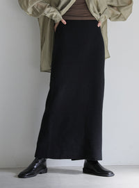 アルパカタッチスリットニットスカート