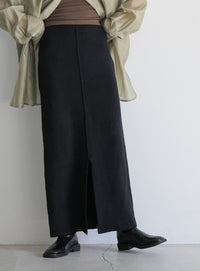 アルパカタッチスリットニットスカート