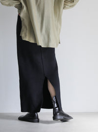 アルパカタッチスリットニットスカート