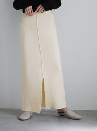 アルパカタッチスリットニットスカート