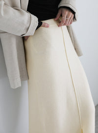 アルパカタッチスリットニットスカート