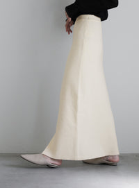 アルパカタッチスリットニットスカート