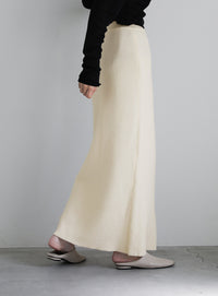 アルパカタッチスリットニットスカート