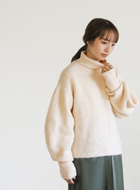 ボリュームスリーブタートル起毛ニット