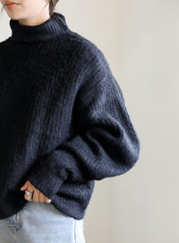 ボリュームスリーブタートル起毛ニット