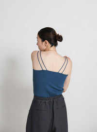 【サイズ展開あり】ダブルストラップカップ付きキャミソール